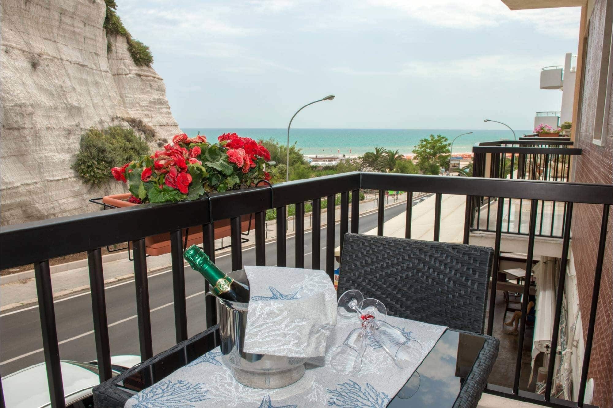 Bed and Breakfast A Un Passo Dal Mare Vieste Zewnętrze zdjęcie
