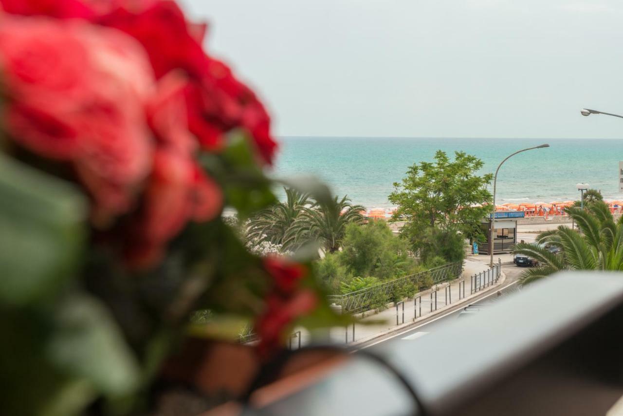 Bed and Breakfast A Un Passo Dal Mare Vieste Zewnętrze zdjęcie